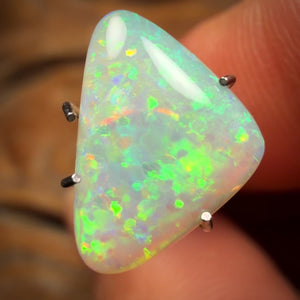 2cts - Lightning Ridge Light Opal
