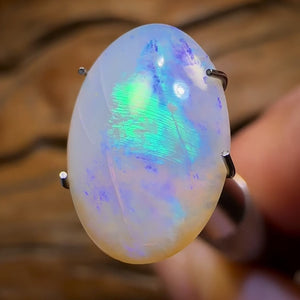 3.1cts - Lightning Ridge Crystal Opal