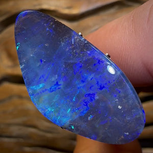 19.6cts - Large Solid GEM Queensland Boulder Seam Opal
