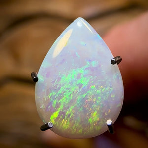0.91cts - South Australian White Opal