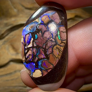 27.6cts - “Rivers” Australian Boulder Opal. Blue Tribal  Pattern