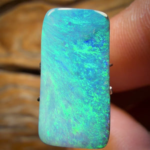 9.8cts - Top Australian Boulder Seam Opal from Winton