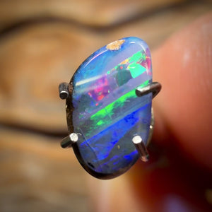 🔨 AUCTION 🔨 “Racing Stripes”0.75cts - Queensland Boulder Seam Opal. Australian Opal