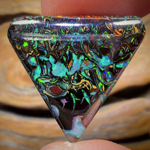 23.6cts - TOP Tribal Australian Boulder Opal