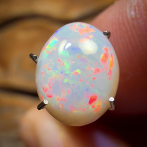 Alex Auction 1,6 cts – Opale blanche d'Australie du Sud de Coober Pedy