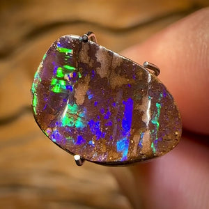 Auction Fall-Through = Your Gain! 🔥 Now More Than 50% Off RRP 🚨 2.85cts - Queensland Boulder Seam Opal
