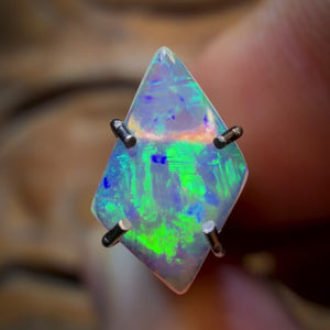 0.3cts - Solid South Australian Crystal Opal