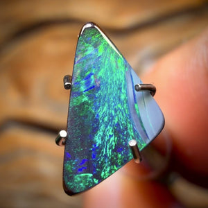 1.2cts - “Fuji” Australian Boulder Seam Opal