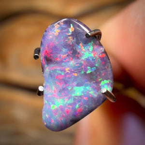 Half Price Card! 1.4cts - Queensland Boulder Seam Opal from Winton. Top Red Multi