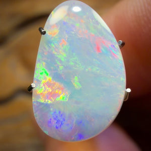 2.6cts - South Australian White Opal from Coober Pedy
