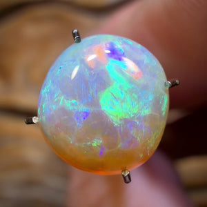 2.4cts - Lightning Ridge Crystal Opal