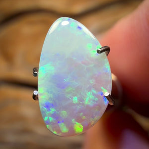 1.6cts – Dunkler Opal aus Lightning Ridge