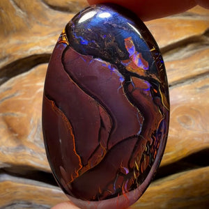 137,9 Karat - Stammes Boulder-Opal aus Yowah, Queensland
