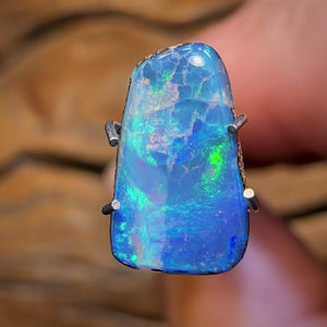Auction Fall-Through = Your Gain! 🔥 Now More Than 50% Off RRP 🚨 1.35cts - Queensland Boulder Seam Opal