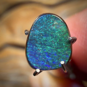 1.6cts - Queensland Boulder Seam Opal. Australian Opal
