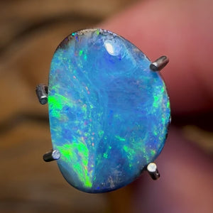 1.3cts - Queensland Boulder Seam Opal from Winton