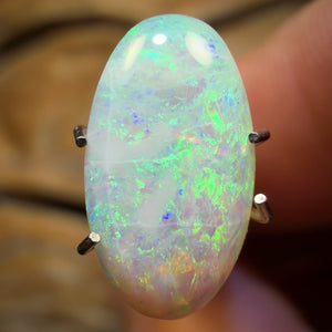 🔨 AUCTION 🔨 No Reserve 1.6cts - South Australian White Opal from Coober Pedy