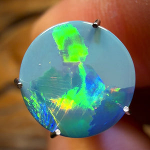 Bargain Card! 1.8cts - Australian Boulder Opal Doublet
