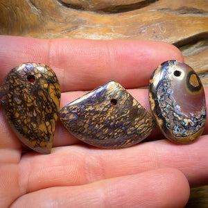 76,2 ct - 3x gebohrte Tribal Queensland Boulder Opale. GÜNSTIGES Großhandelspaket
