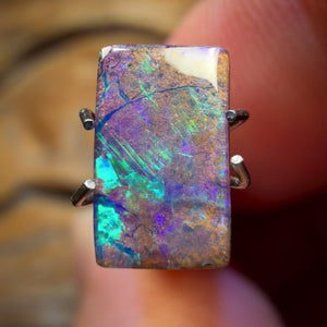 2.1cts - Australian Boulder Seam Opal from Winton