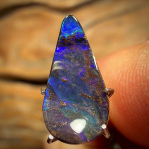 TGIF 2.1cts - Australian Boulder Seam Opal