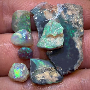 22.6cts - 7x Lightning Ridge Crystal, Dark and Black Opal Rubs Parcel