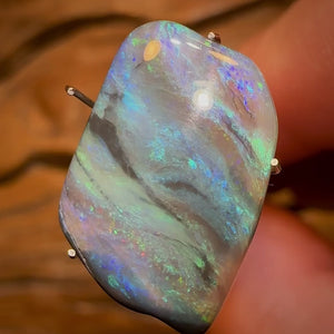 6.4cts - Lightning Ridge Semi Black Opal Rub