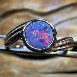 TGIF Top Red Sterling Silver - Round Swept Shank Queensland Boulder Opal Doublet Ring