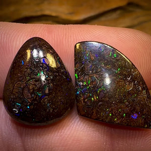23.6cts - “Electrics” Tribal Queensland Dark Boulder Opal Set