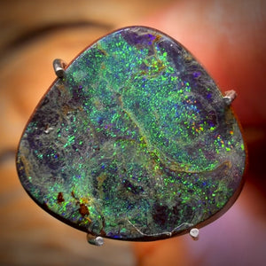 3.5cts - Queensland Boulder Seam Opal. Australian Opal