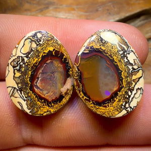 Auktion Nr. 36.1cts – Yowah-Nuss-Stammes-/Kristallzentrum-Opal-Paar