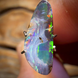 1.9cts - Wow Picture Stone Queensland Boulder Seam Opal. Australian Opal