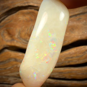 🔨 AUCTION 🔨 Reserve 💎 High Roller Banger Auction 💎 43.3cts - South Australian White Opal. Vintage Cut