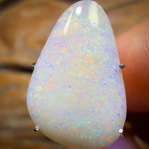 3.7cts - South Australian White Opal from Mintabie