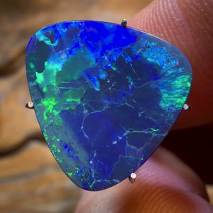 Dad Wildcard! 5.4cts - Top Australian Boulder Opal Doublet