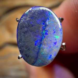 Half Price Card! 2.5cts - Australian Boulder Seam Opal from Winton