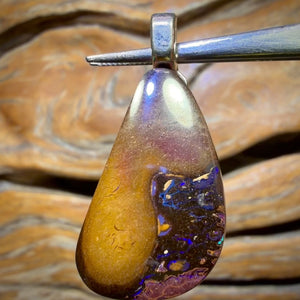 🔨 AUCTION 🔨 Solid Tribal Queensland Boulder Opal Pendant