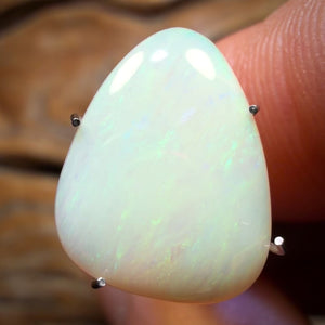 WildCard! 2.9cts - South Australian White Opal from Coober Pedy