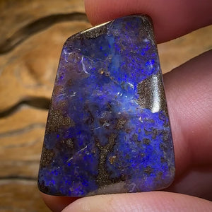 28.1cts - Australian Boulder Seam Opal