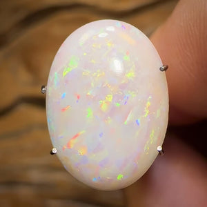 Auction Fall-Through = Your Gain! 🔥 Now More Than 50% Off RRP 🚨  4.15cts - South Australian White Opal. RECUTTER’S DELIGHT