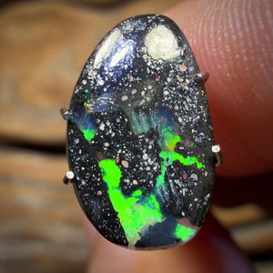 2.1cts - Australian Boulder Seam Opal