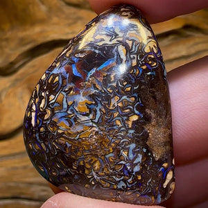 🔨 AUCTION 🔨 84.3cts - Queensland Boulder Tribal Opal. Double Sided