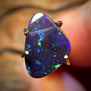 1.1cts - Queensland Boulder Seam Opal. Australian Opal