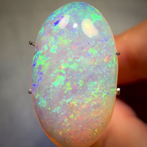 Opal Whisperer’s FEST STEHENDE INVESTITION – 8,7cts – Australischer Boulder Kristallopal. Präsentiert bei „Outback Opal Hunters“!
