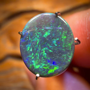 2.1cts - Black Opal from Lightning Ridge