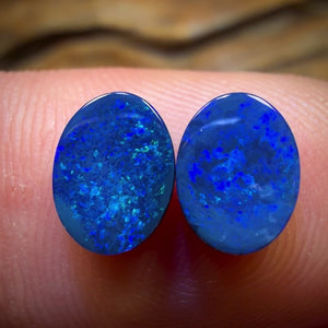Bargain Card! 1.9cts - Australian Boulder Opal Doublet Pair