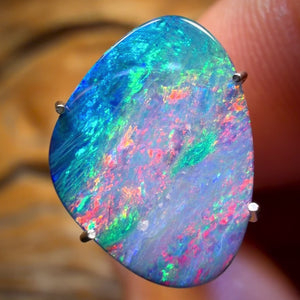2,4 ct - Australischer Boulder-Opal-Dublette