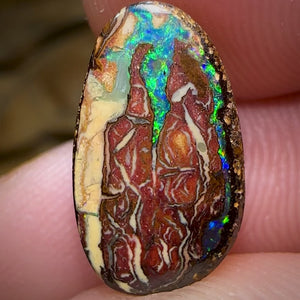 6.2cts - Australian Boulder Opal. Tribal Pattern