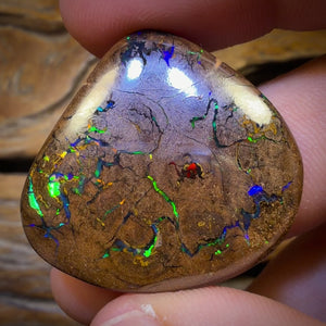 68.2cts - Queensland Boulder Opal. Bubbleband Formation