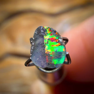 0.3 cts - Opale à veine du Queensland